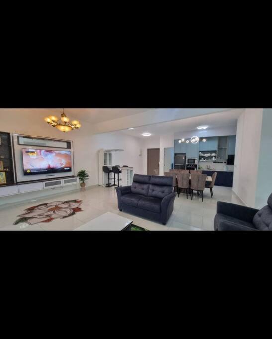 Lee Batu Ferringhi Condominium