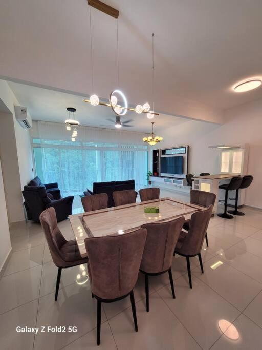 Lee Batu Ferringhi Condominium