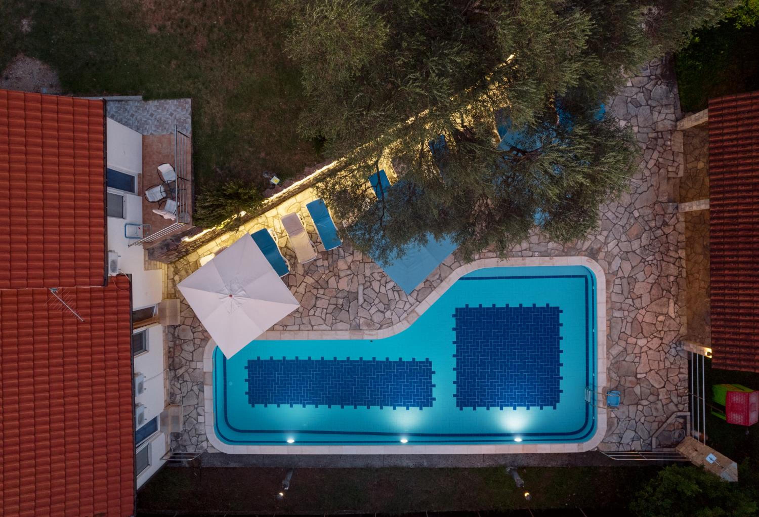 Villa Mia Apartments view 5