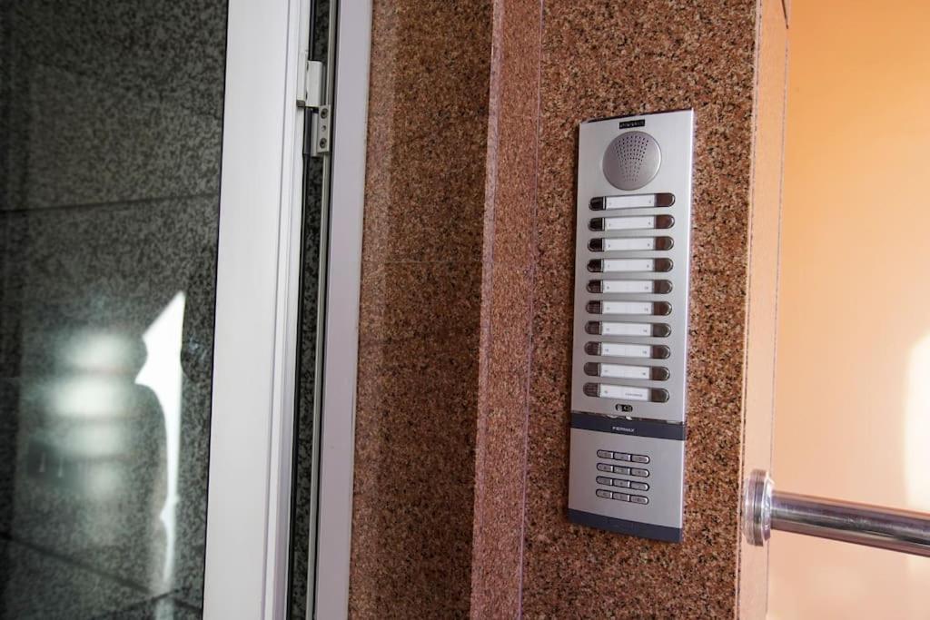 Lovely 2-Bedroom with AC-Netflix-Nespreso view 4