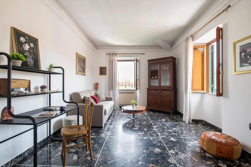 Giudy's House