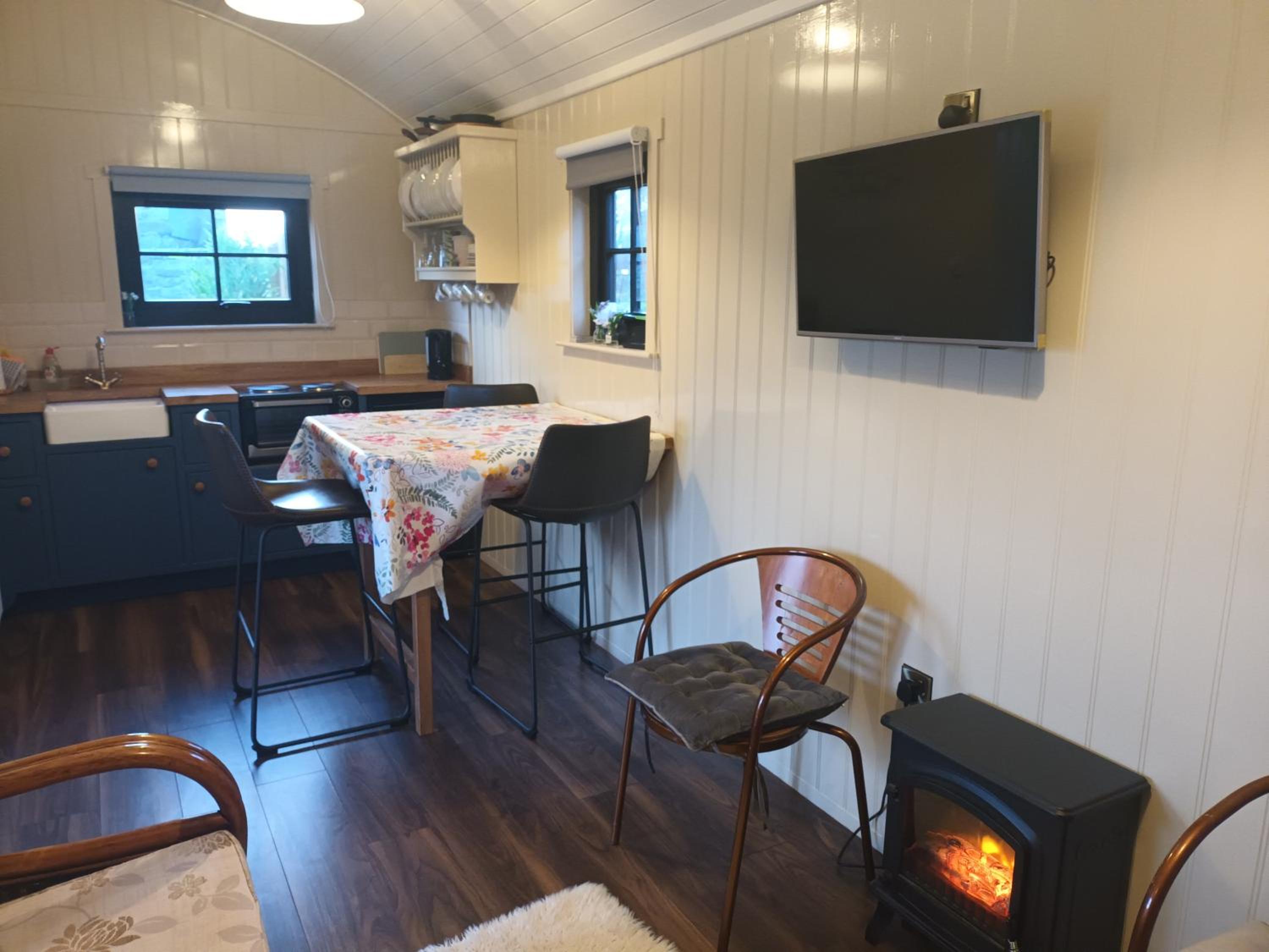 Rathgillen Cabin