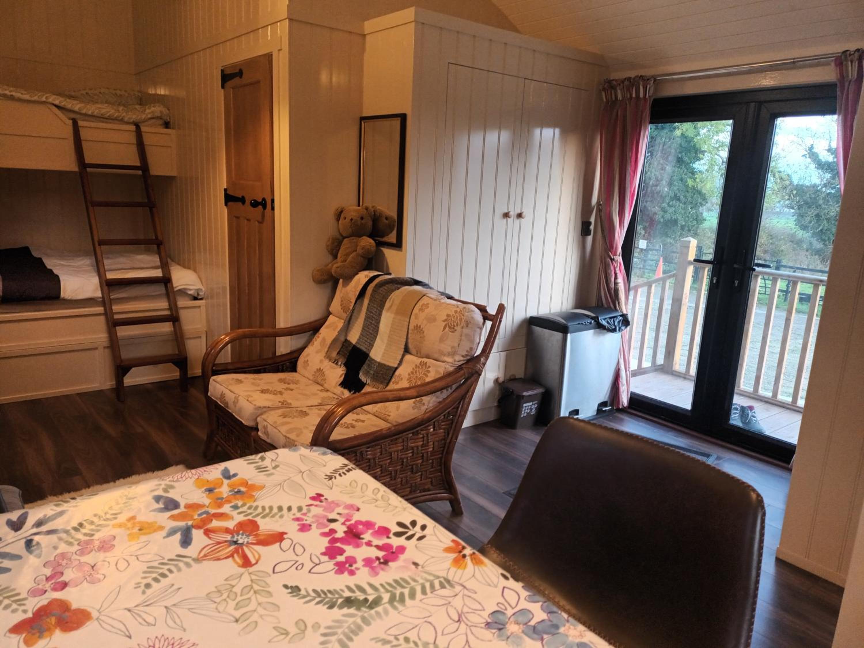 Rathgillen Cabin