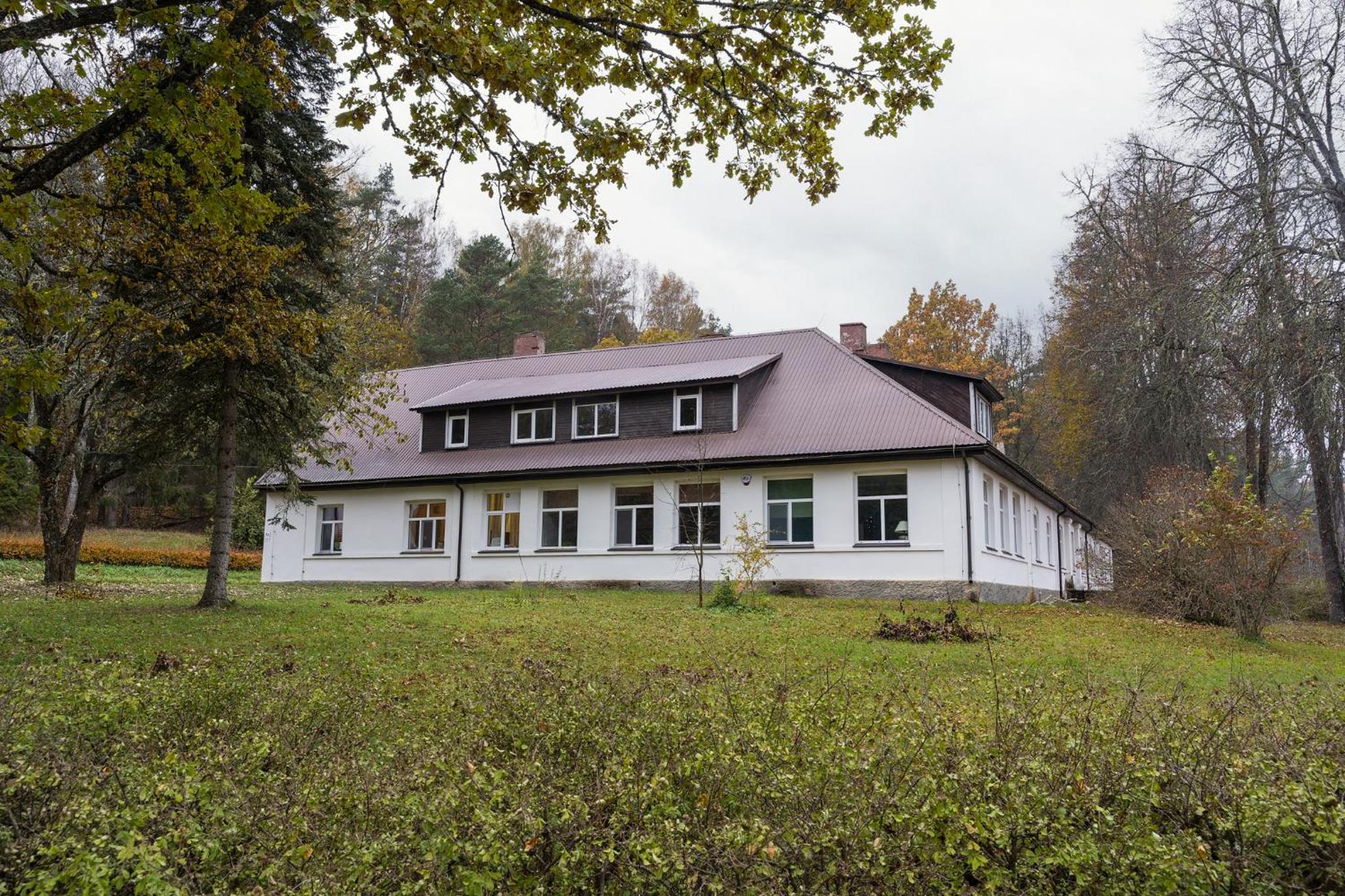 Pikasilla Puhke- ja Koolitusmaja