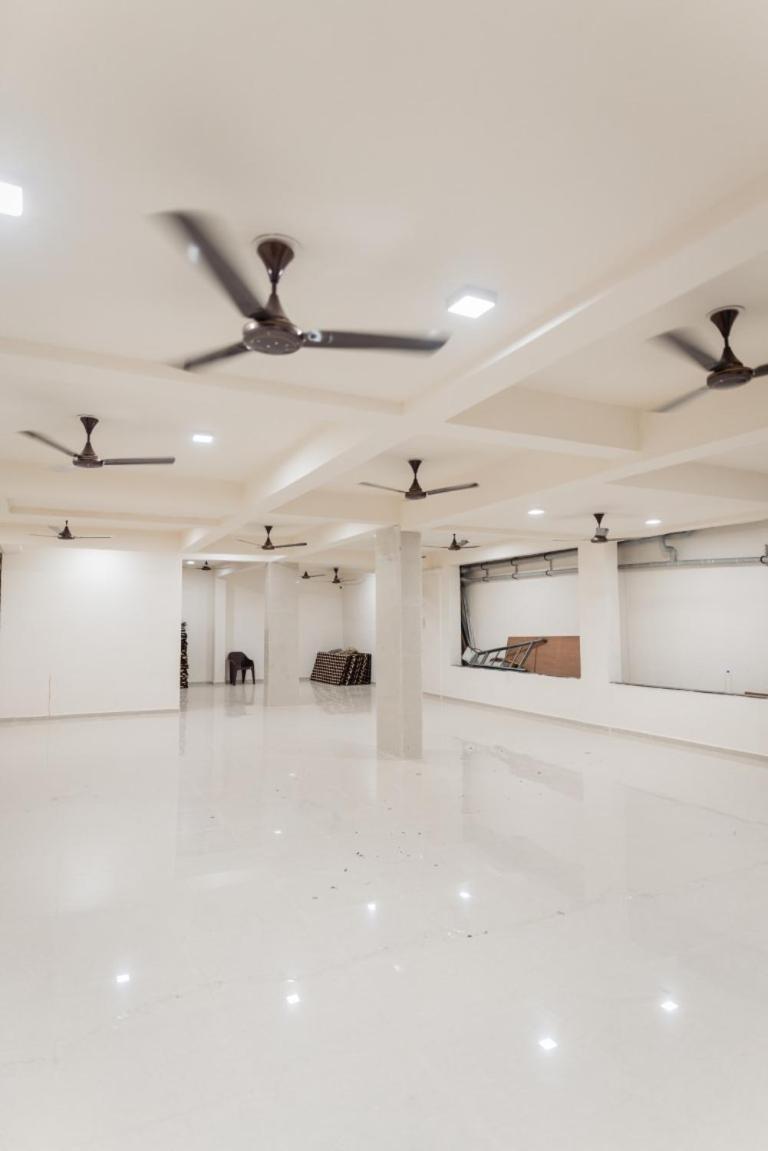 HOTEL AYODHYA view 4