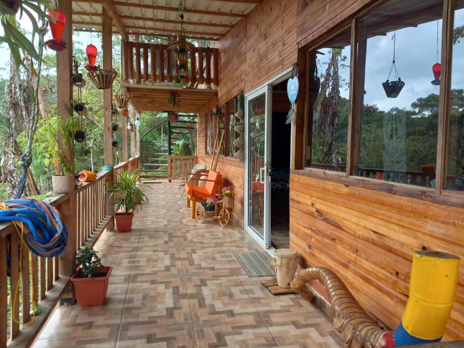 LA CASA DEL BOSQUE Via SALADITO