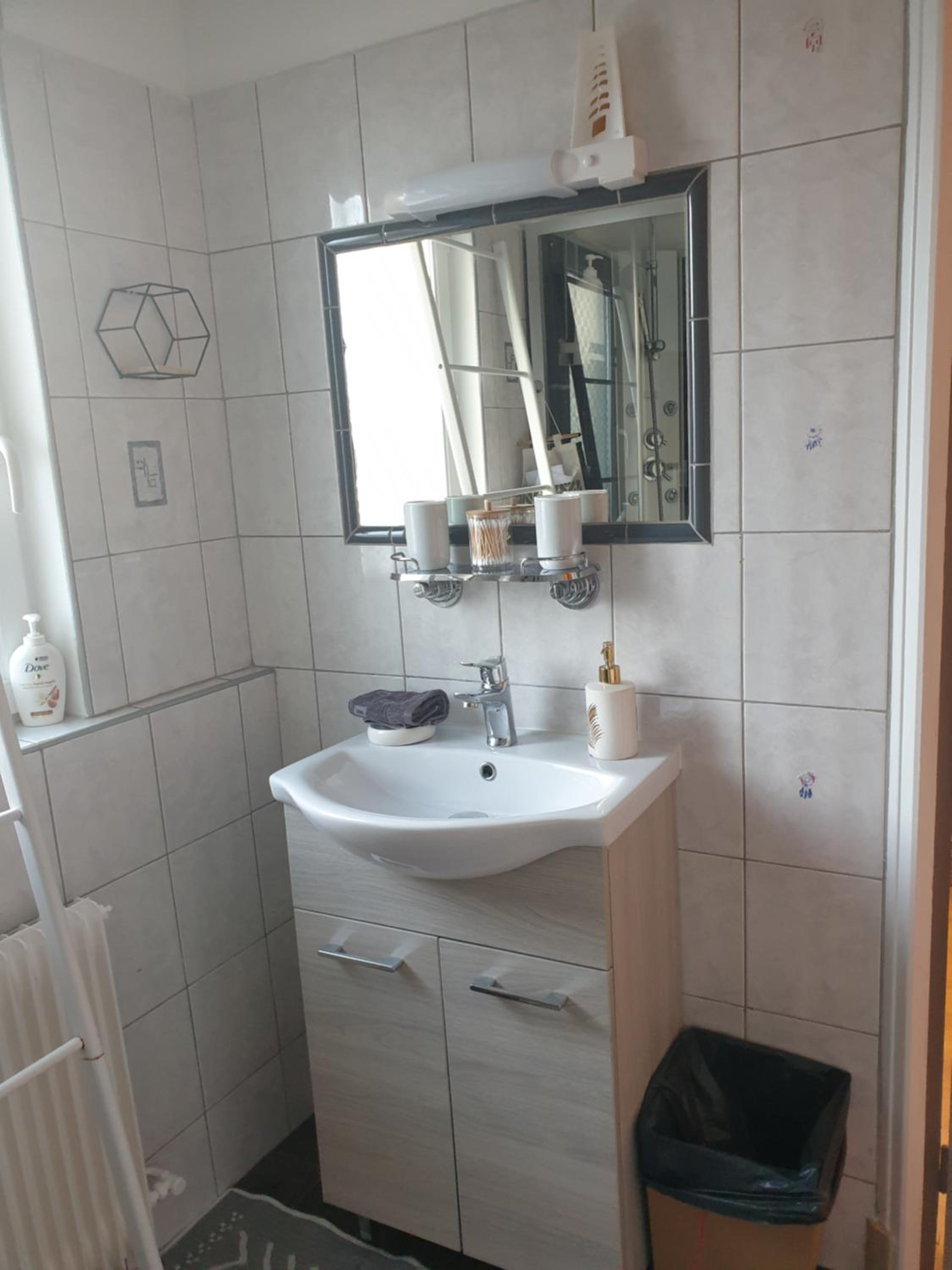 Photo 48