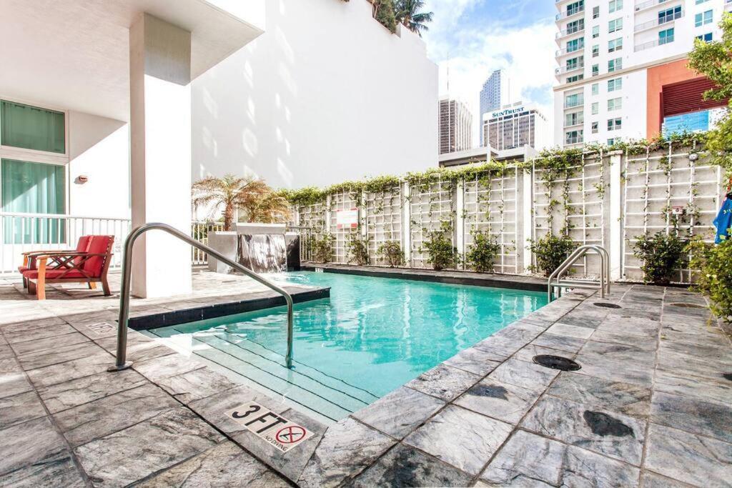 Beautiful Loft in Downtown Miami For 4 people 2208
