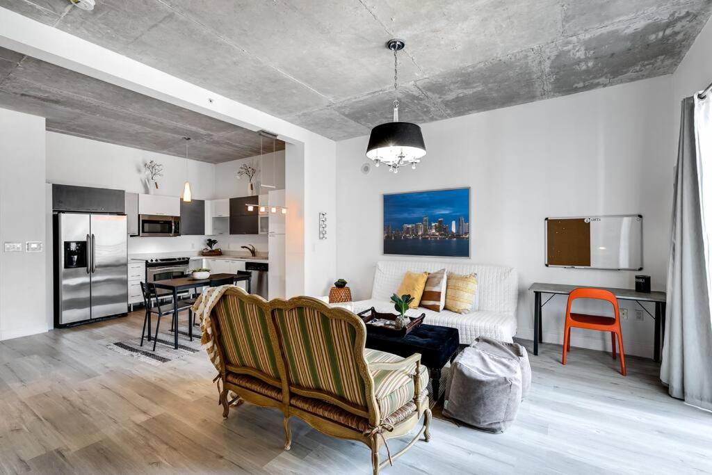 Beautiful Loft in Downtown Miami For 4 people 2208