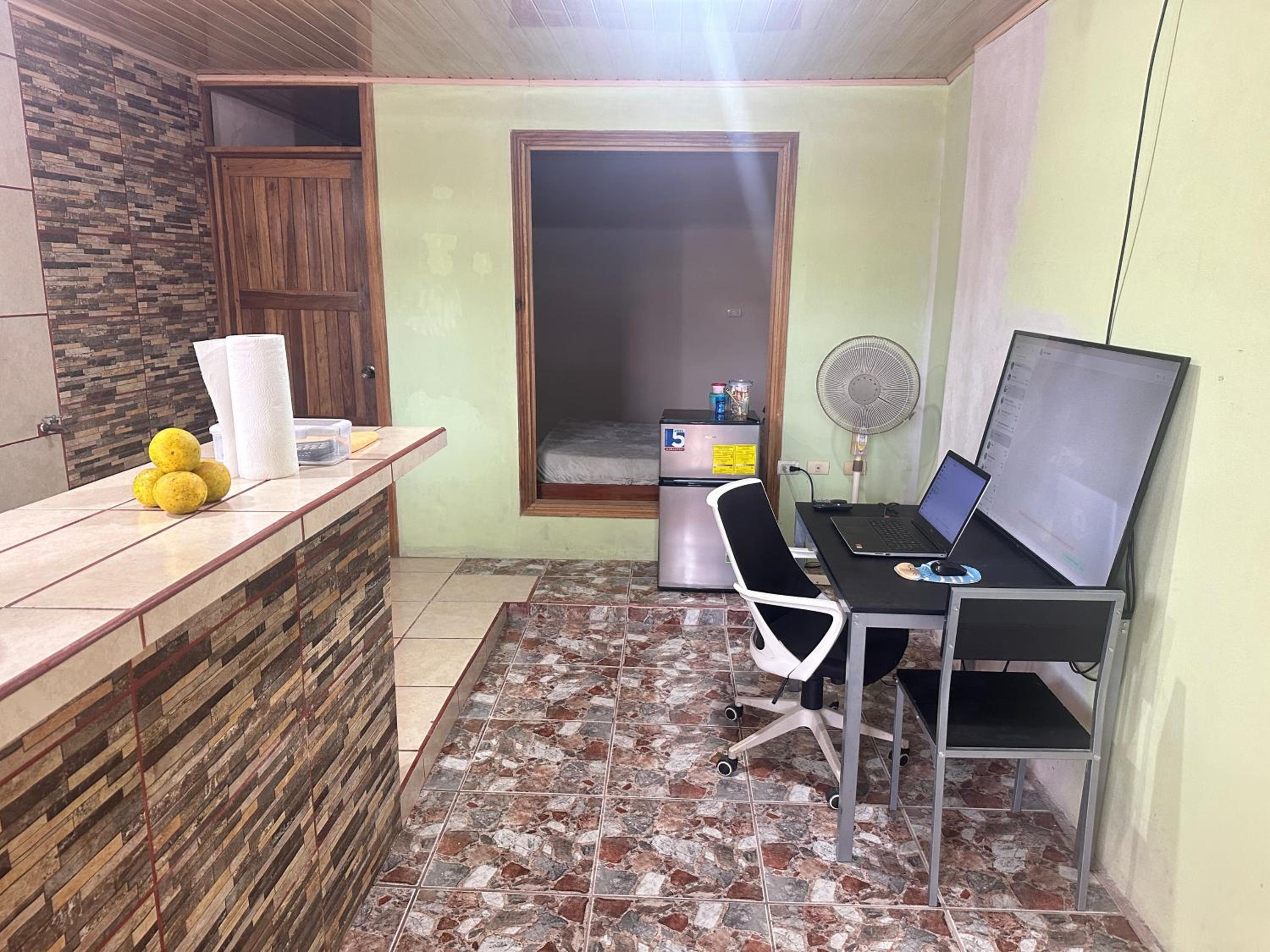 Arenal Family House