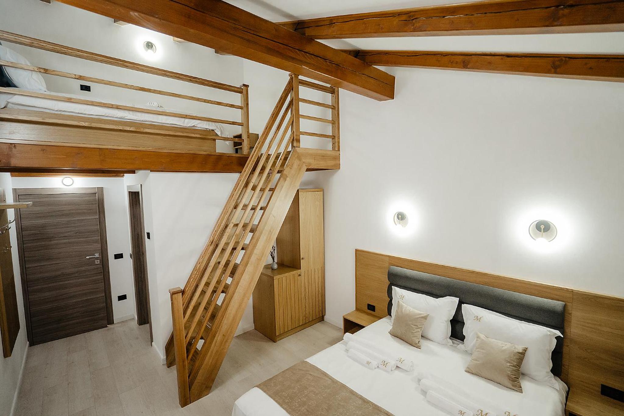 Casa Mecva