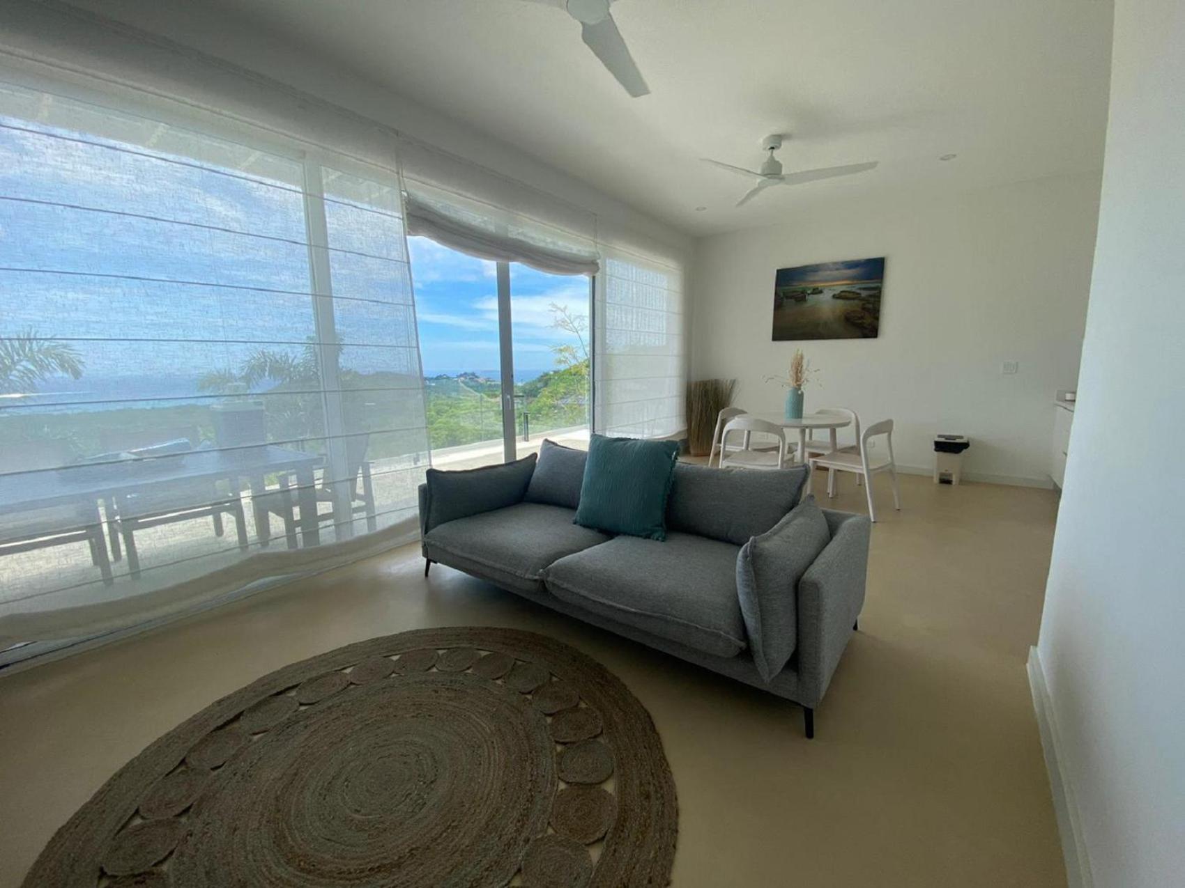 CASA AYLA B - charming 2BR ocean view condo in Flamingo