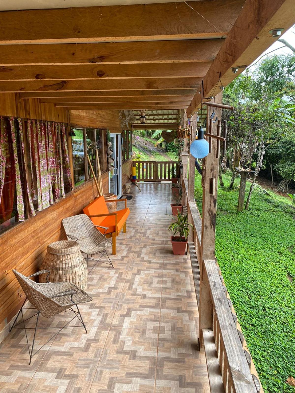 LA CASA DEL BOSQUE Via SALADITO