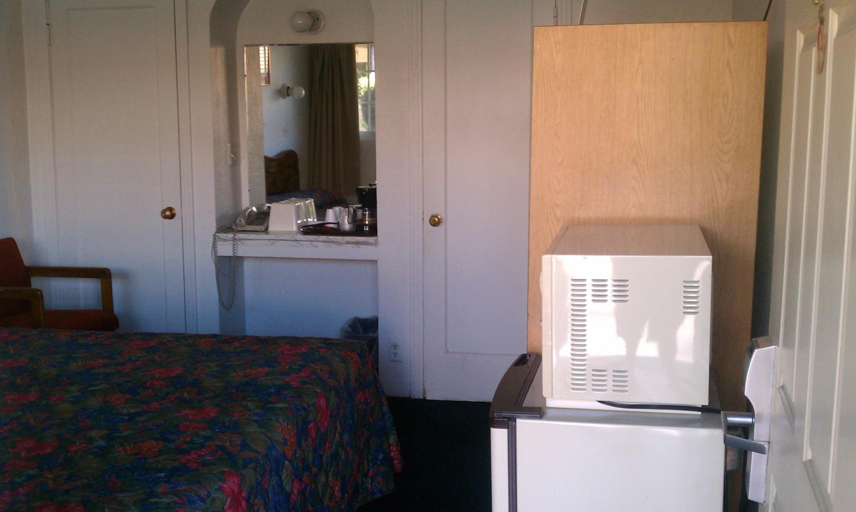 Merced Vacations - San Joaquin Motel - Property Image 6