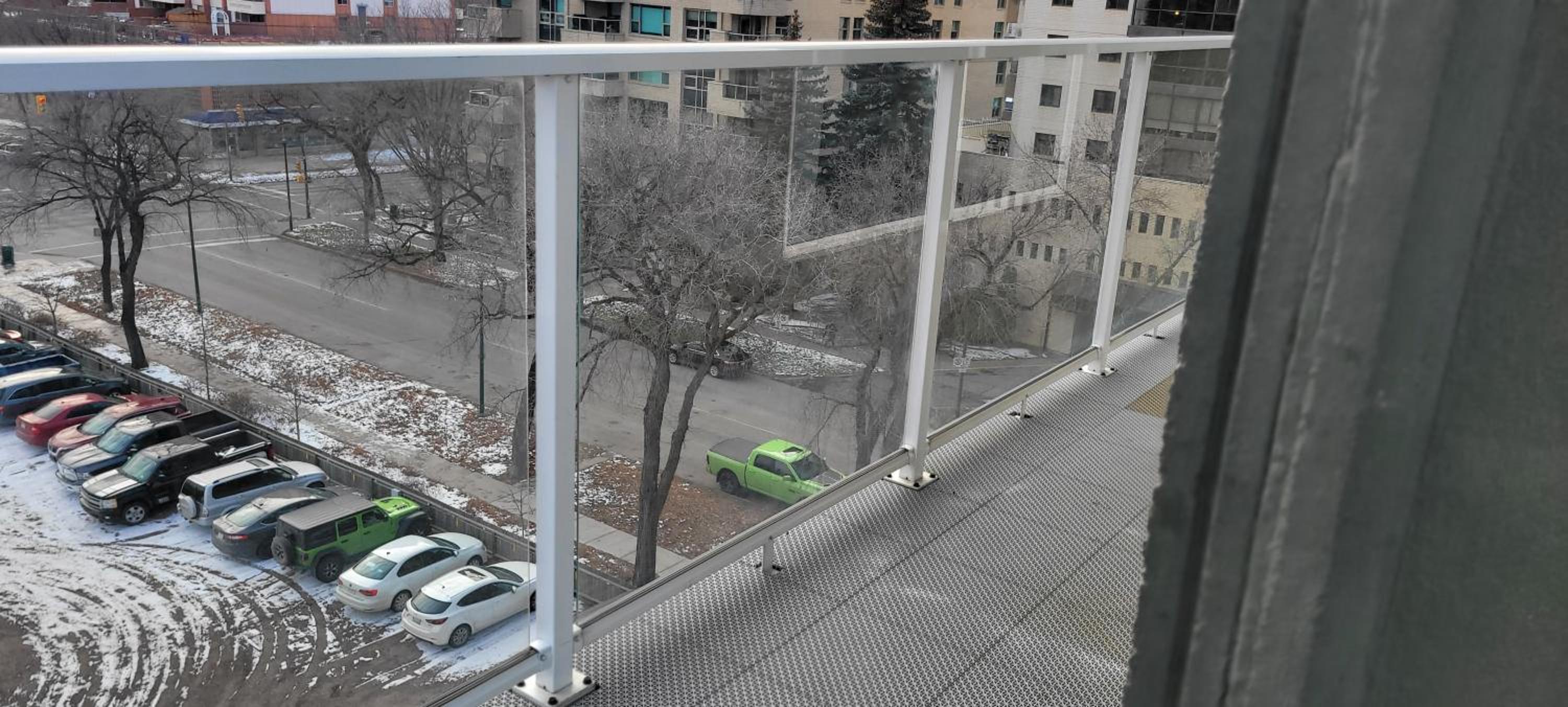 Smart Stylish Downtown Condo- 2 bedrooms