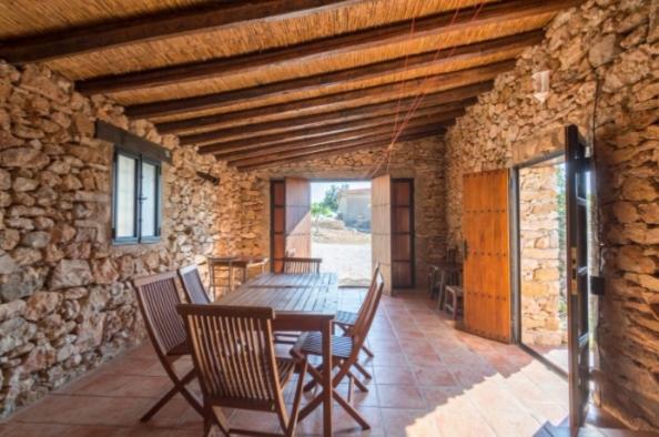 CASA RÚSTICA EN MAS ENFABONA