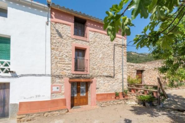 CASA RÚSTICA EN MAS ENFABONA