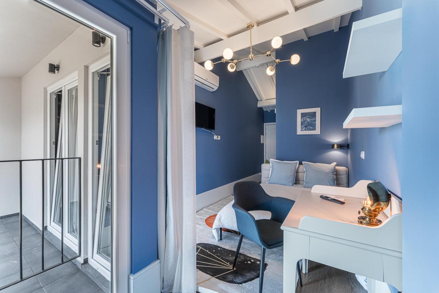 L'Atelier by Upperground