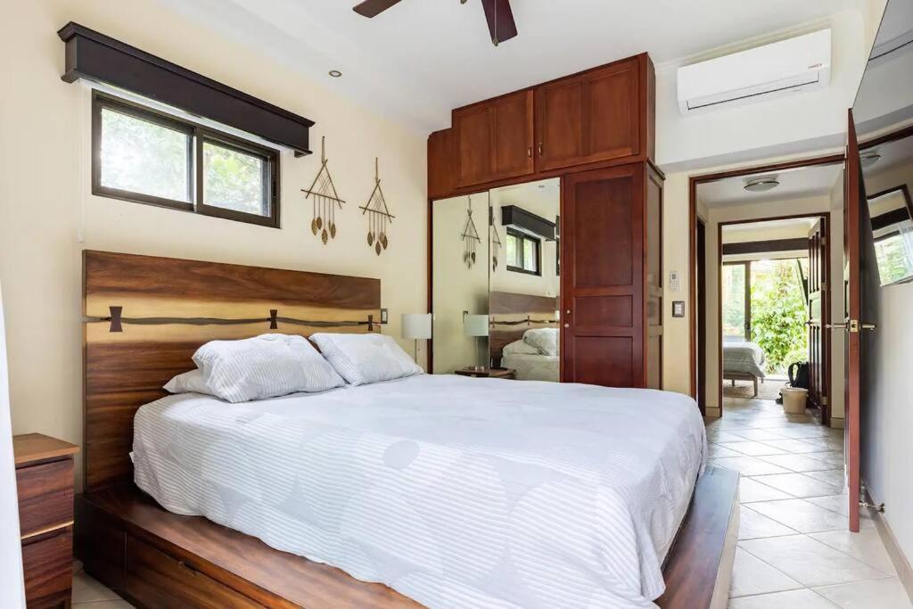 The Oaks Tamarindo Pool Front Condominiums fast wifi