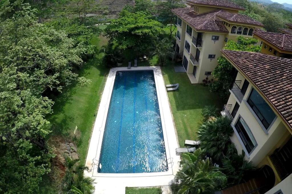 The Oaks Tamarindo Pool Front Condominiums fast wifi