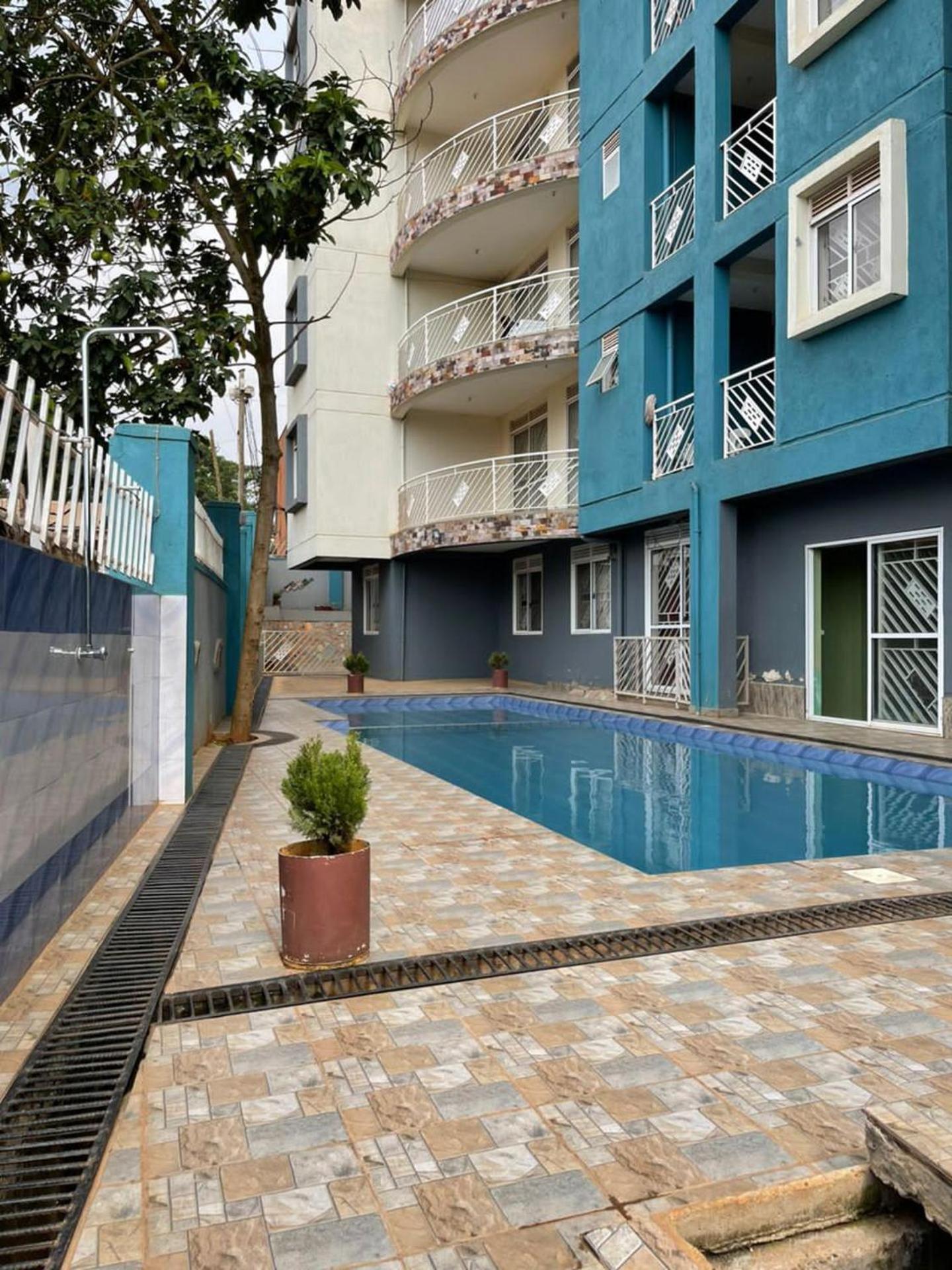 Cozy 1-Bed Apt with Pool & Gym in Najjera 2 view 2