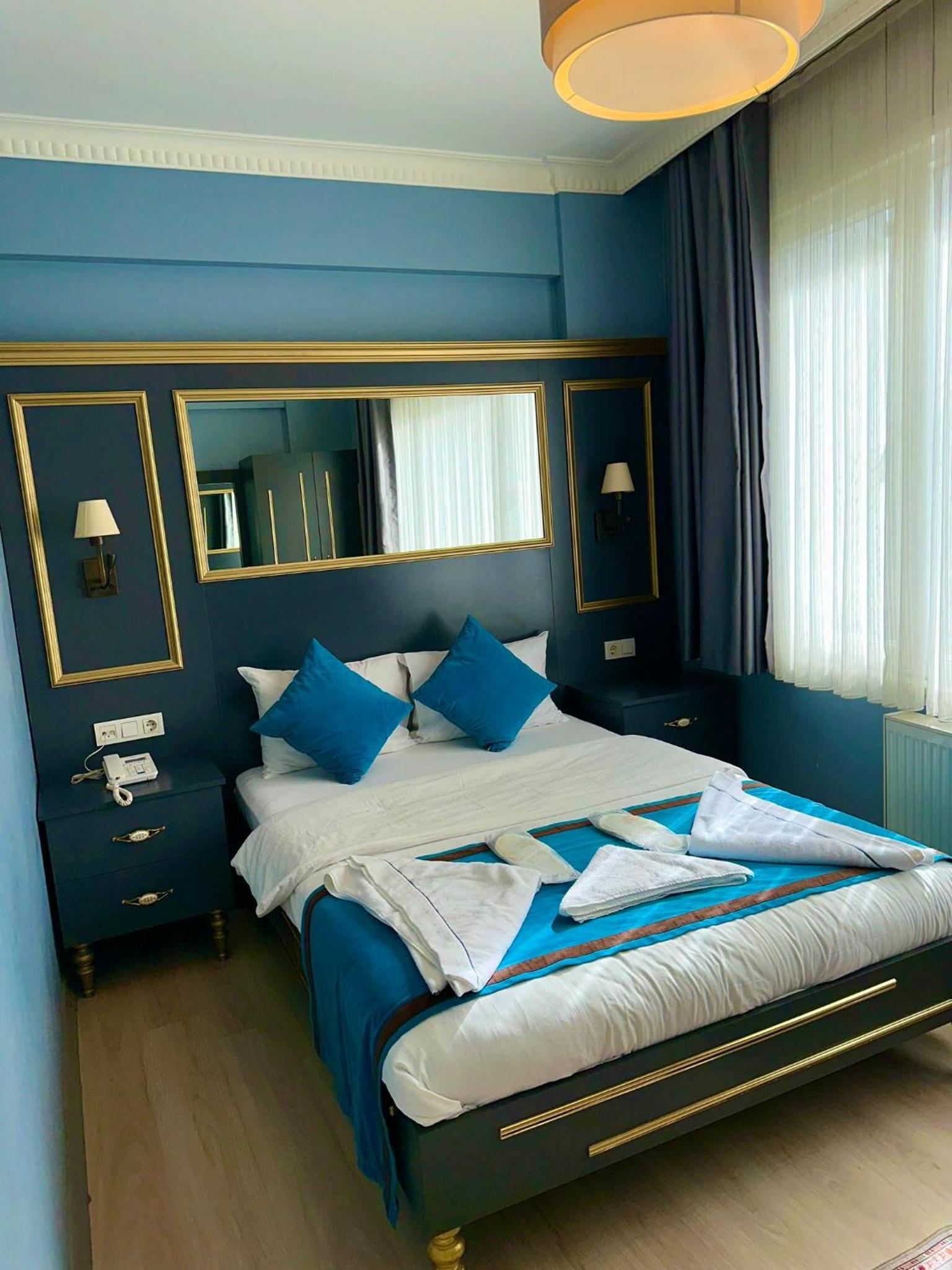 Grand Moon Hotel Suites - Image 20