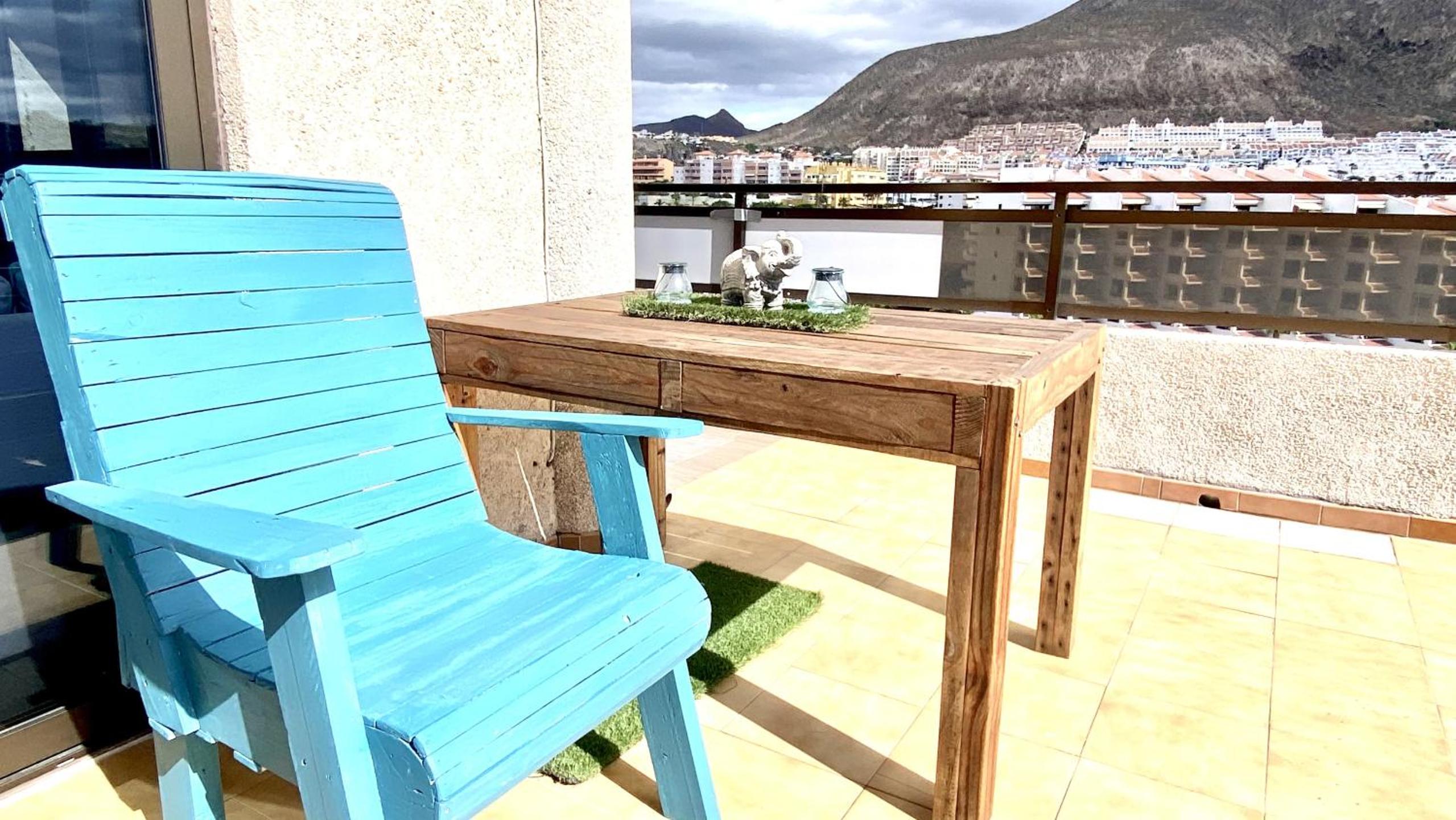 Oasis in Los Cristianos By Deihu Experiences