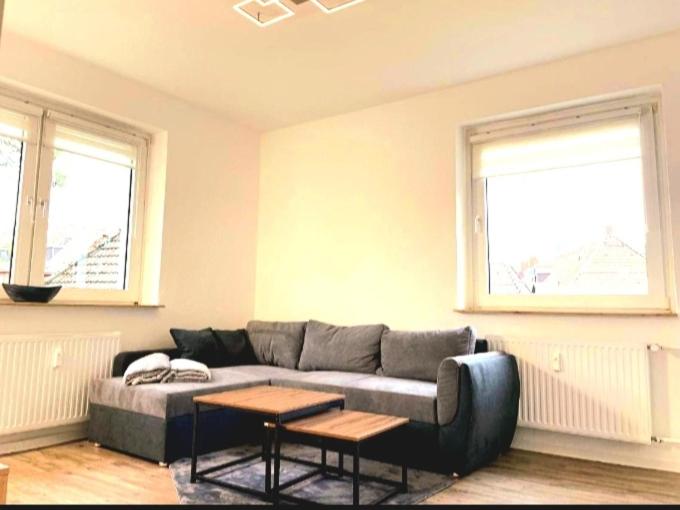 City Apartment 2#Netflix &Wlan &Kingsize Bett & Kaffee Maschine & Zentral & 500m Innenhafen & 2 min U Bahn