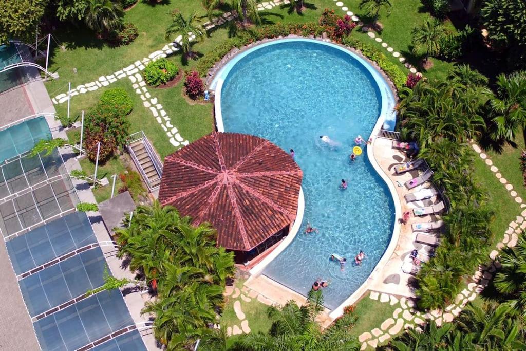 The Oaks Tamarindo Pool Front Condominiums fast wifi