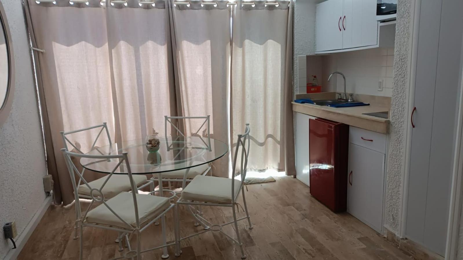 Beachfront Studio With Ocean View