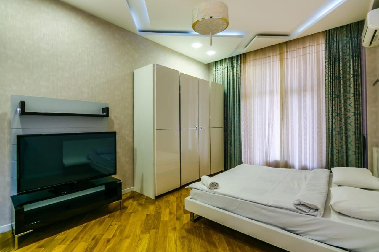 CENTER. 3 Bedrooms