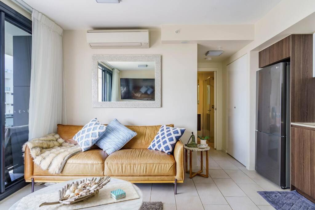 Mooloolaba First Ave First Light Apt Ocean Views 12th floor