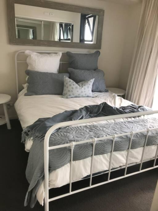 Mooloolaba First Ave First Light Apt Ocean Views 12th floor