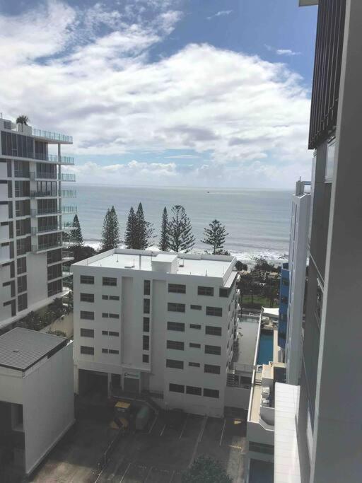 Mooloolaba First Ave First Light Apt Ocean Views 12th floor