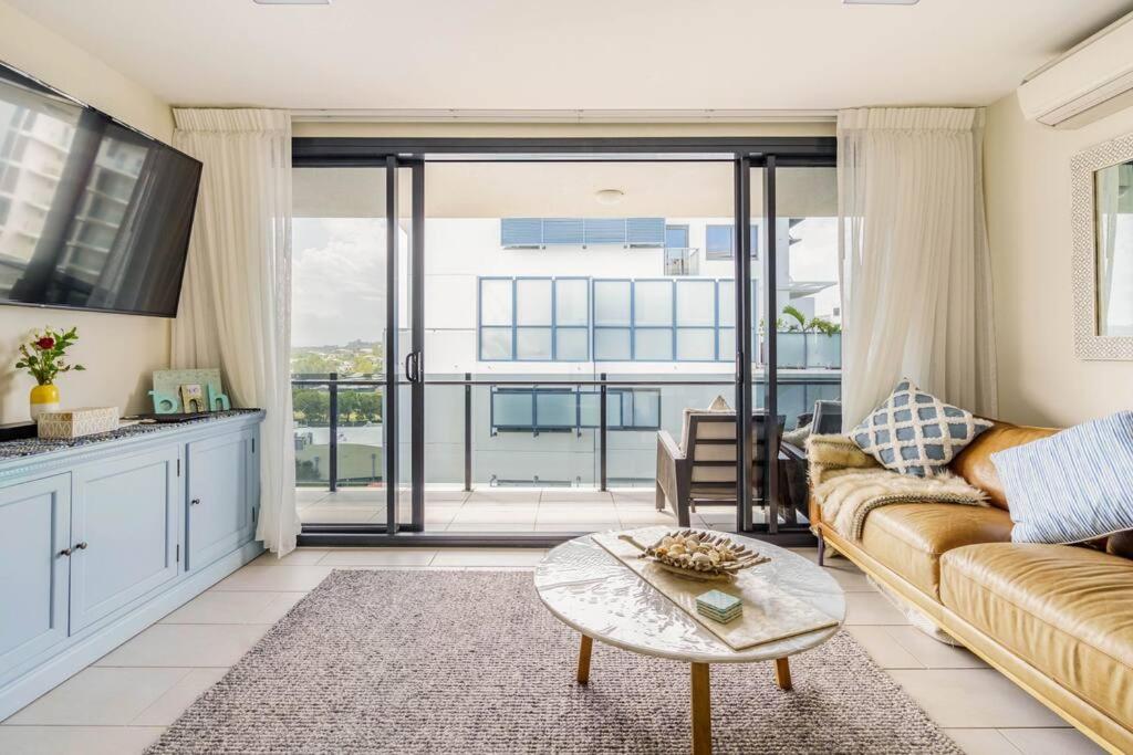 Mooloolaba First Ave First Light Apt Ocean Views 12th floor