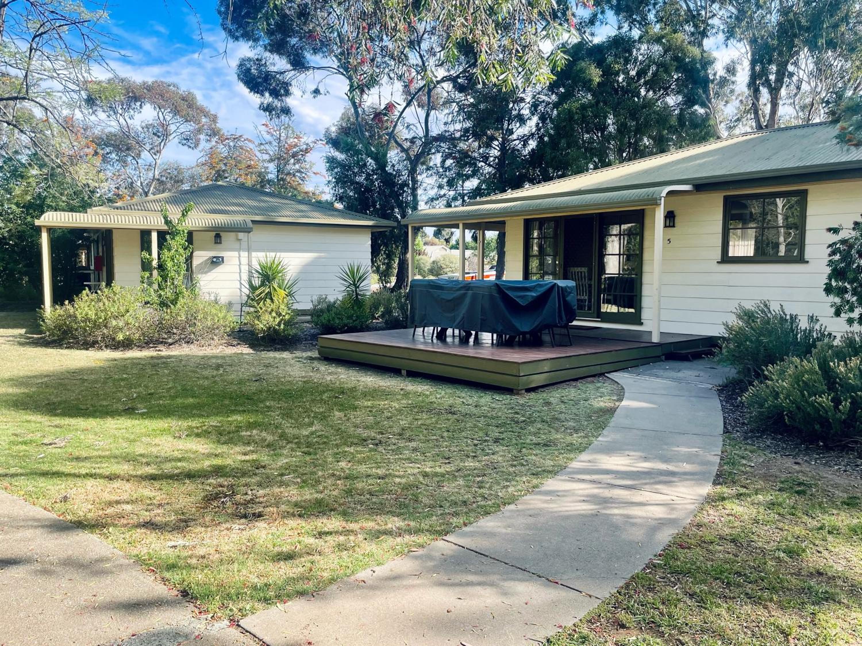 Winbi River Resort Holiday Rentals