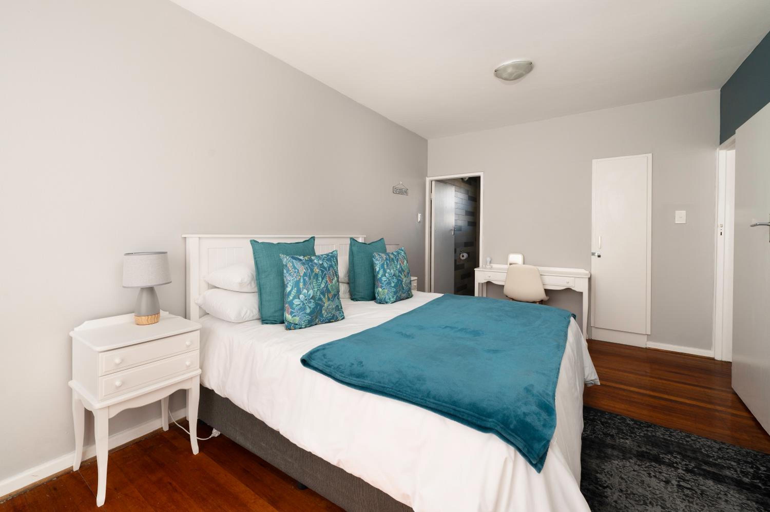 Admirals Lodge Guest House and Brightways self catering apartments