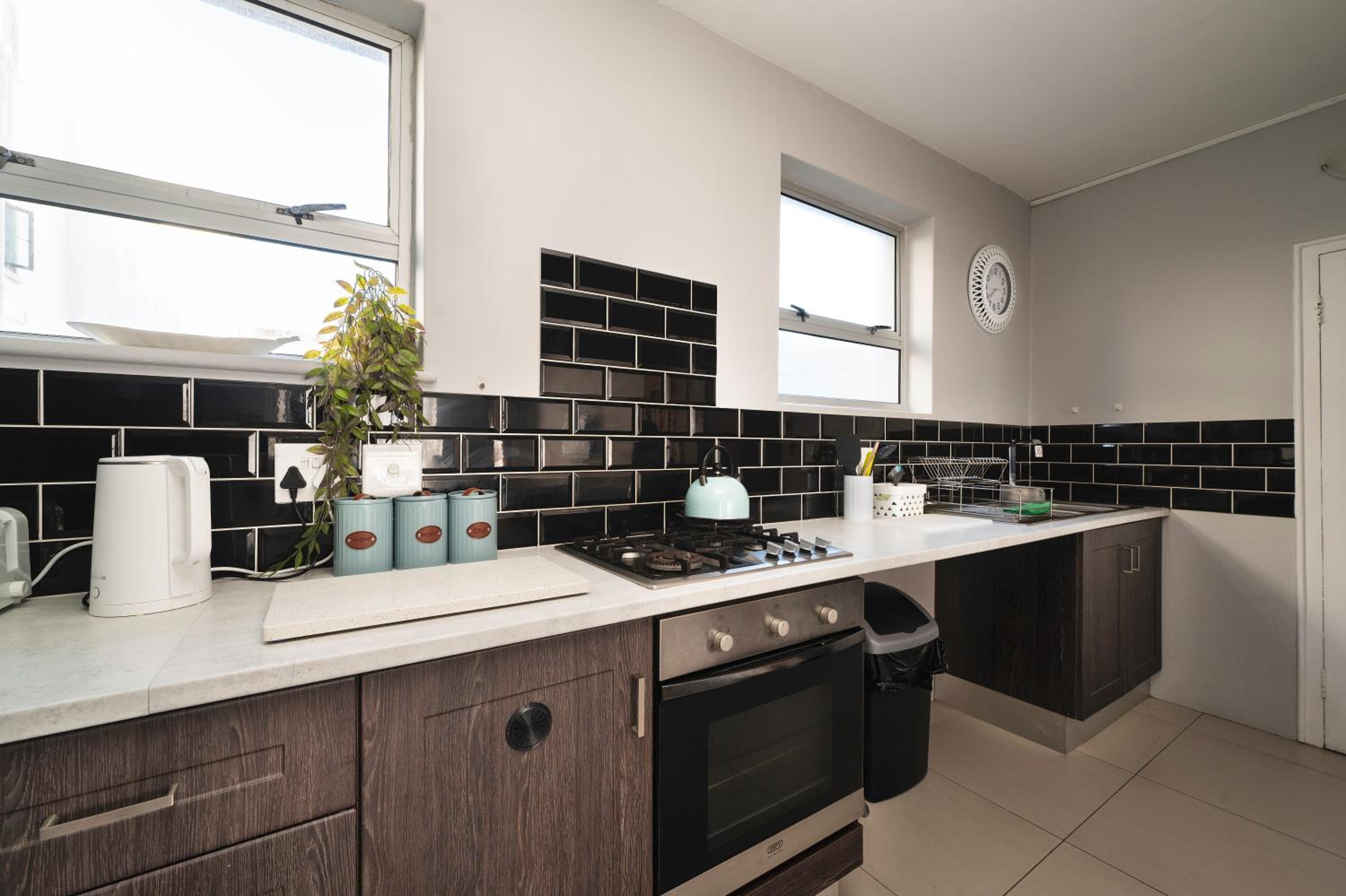 Admirals Lodge Guest House and Brightways self catering apartments