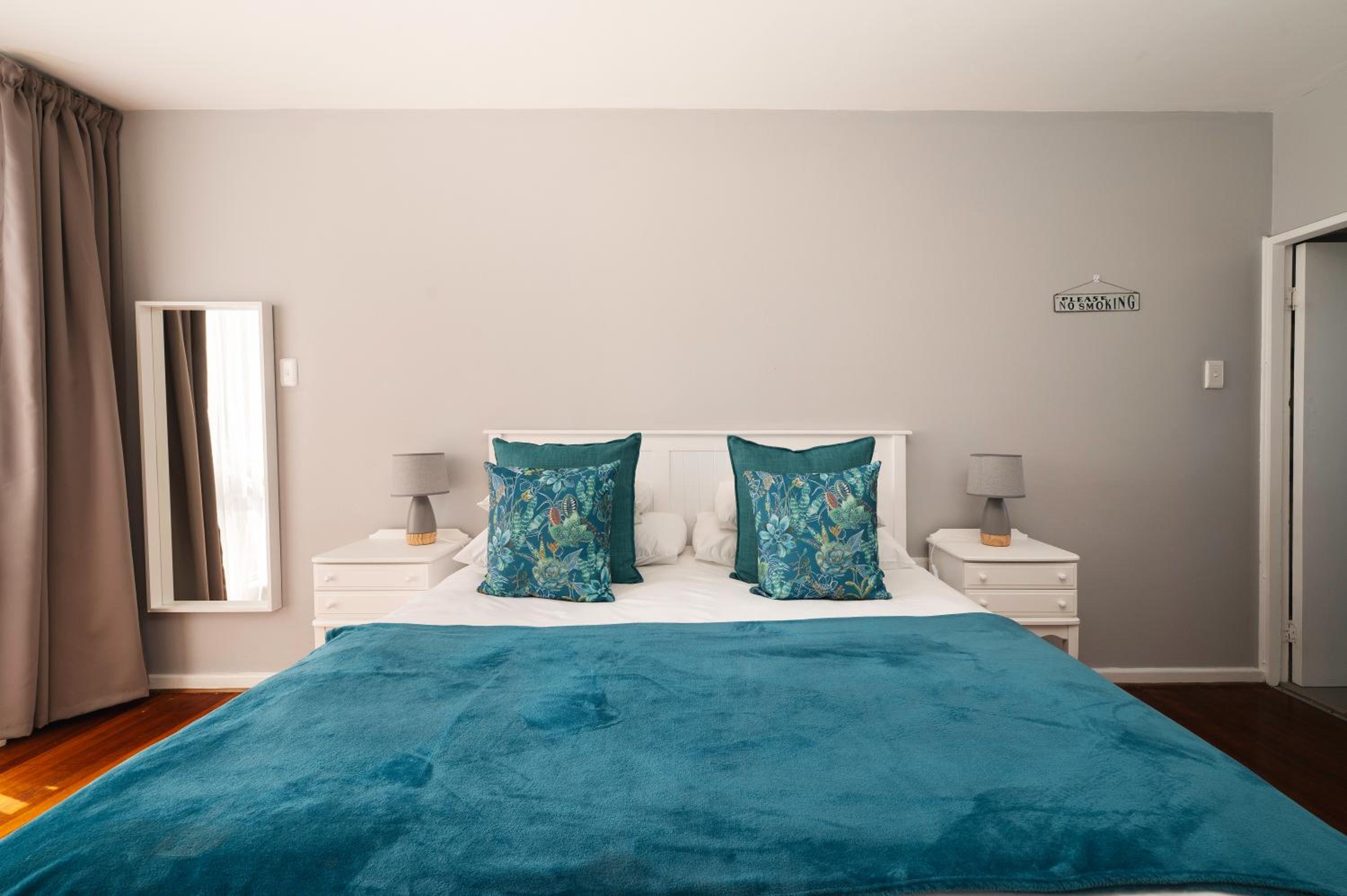 Admirals Lodge Guest House and Brightways self catering apartments