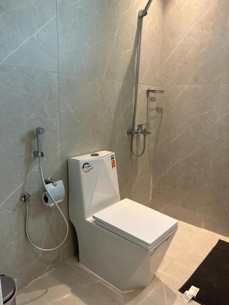 Emaar Holiday Homes Business Gate Al Murouj - B