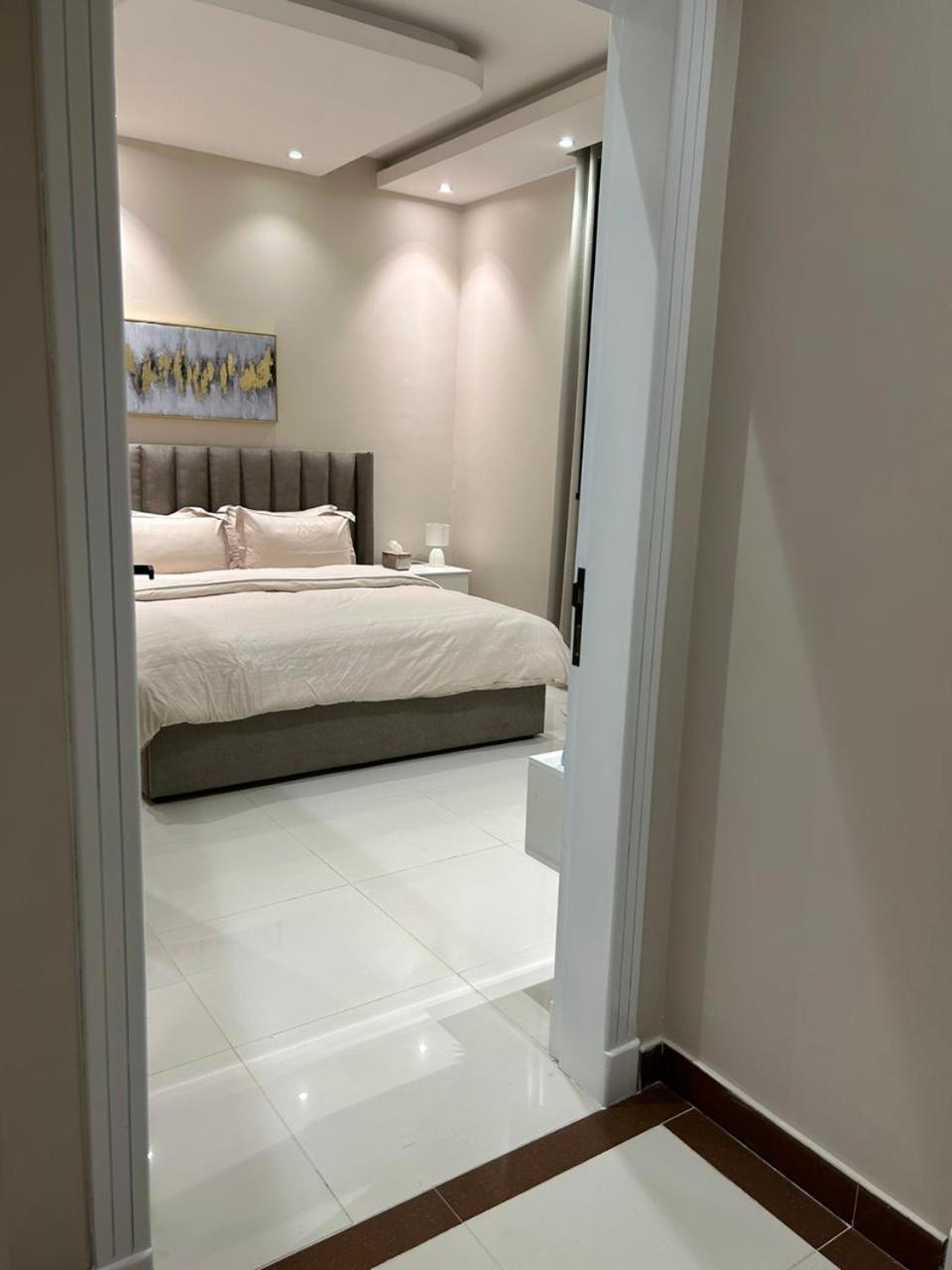 Emaar Holiday Homes Business Gate Al Murouj - B