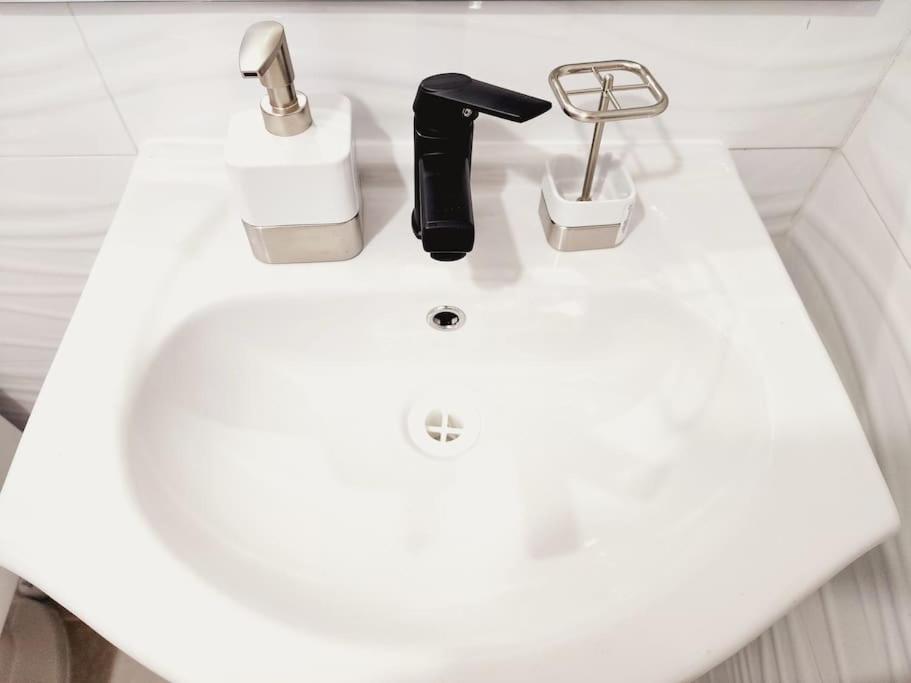 Apartamento VIP con Mesa de Billar