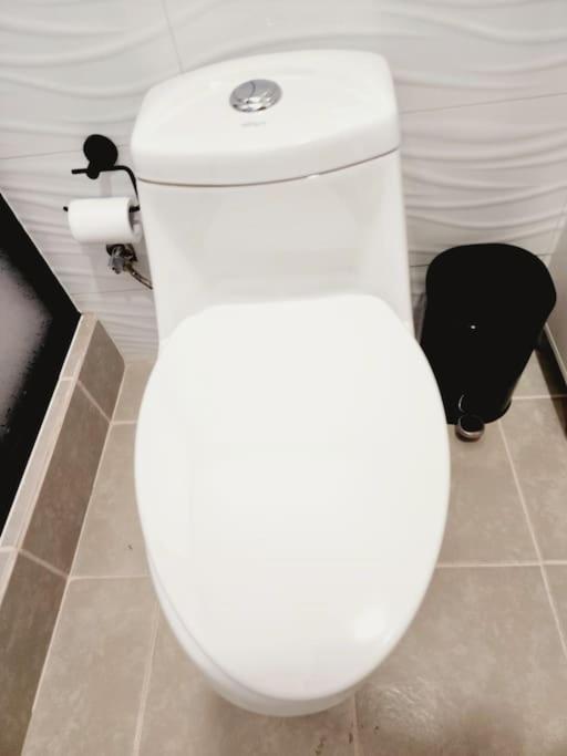 Apartamento VIP con Mesa de Billar