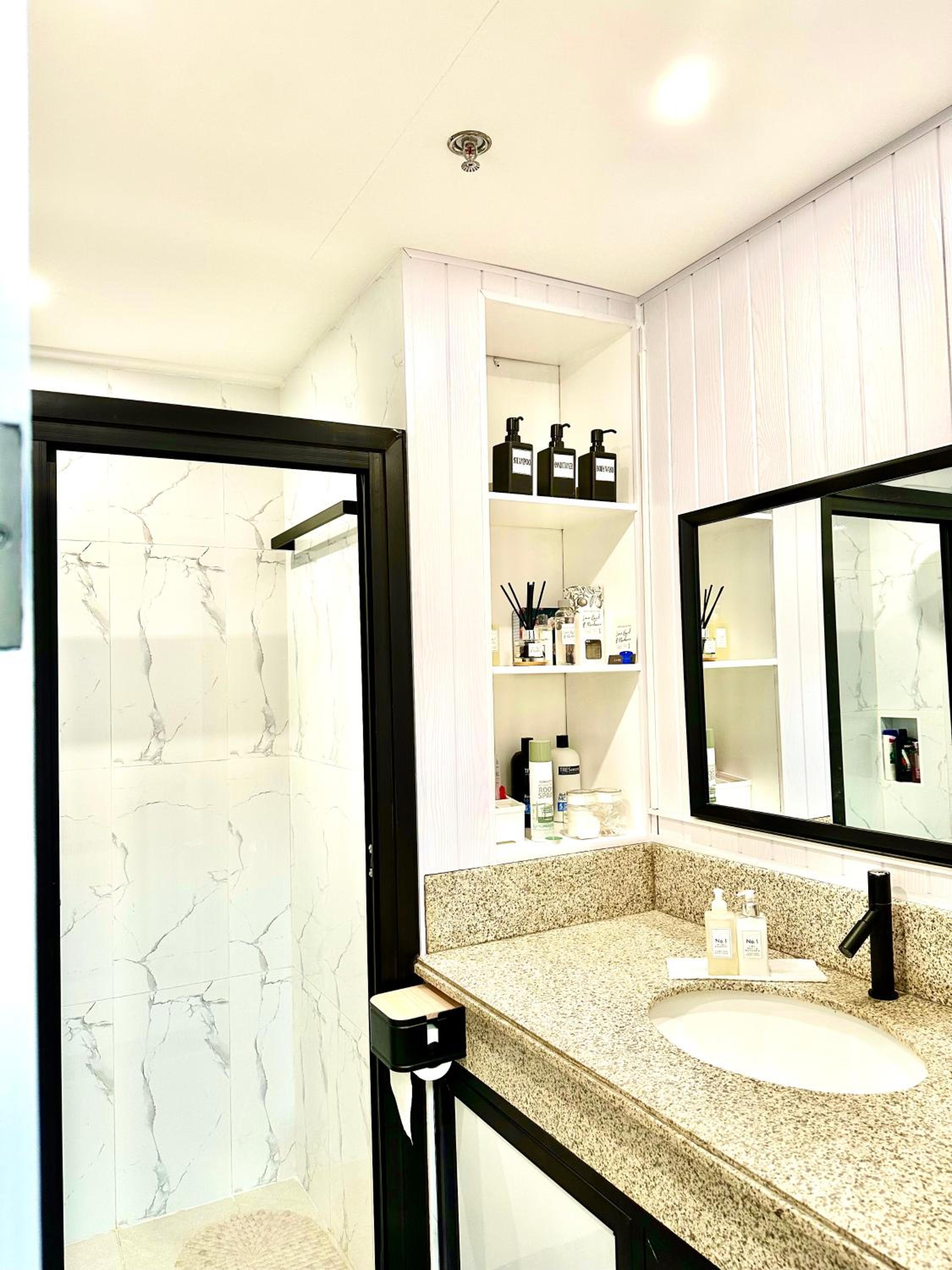 YourHomeAway,LuxFlat at BristleRidge Baguio