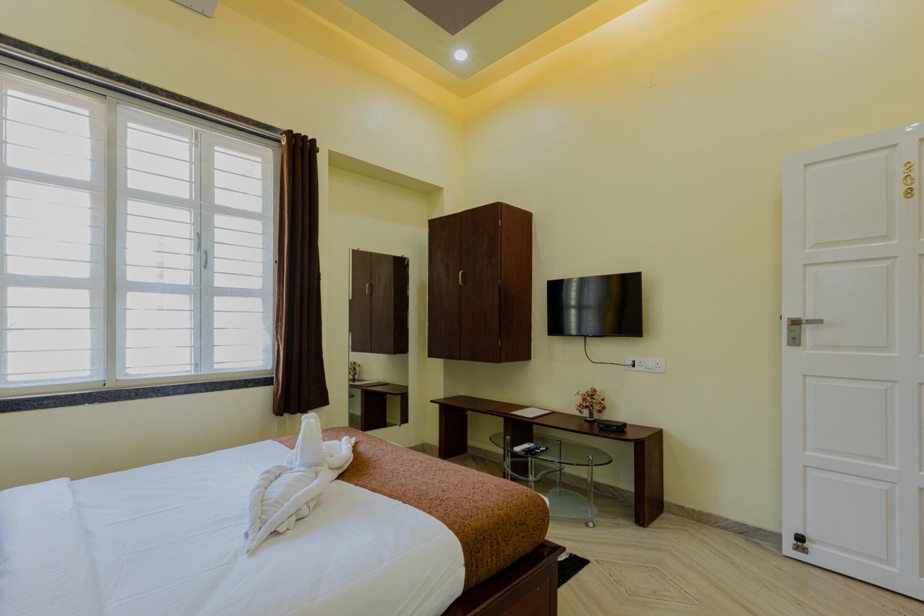 Silver Galaxy Resort