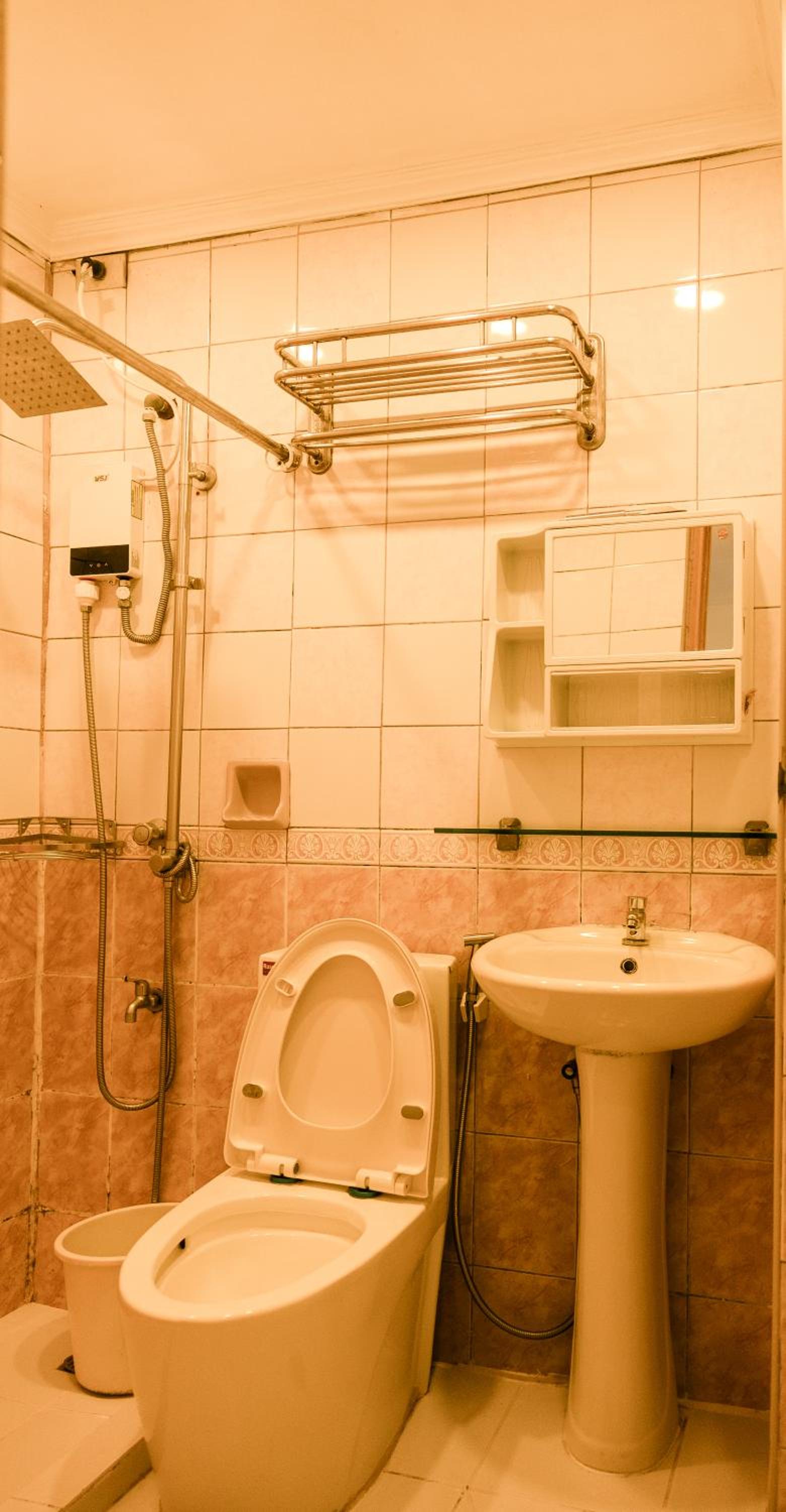 furutech hostel