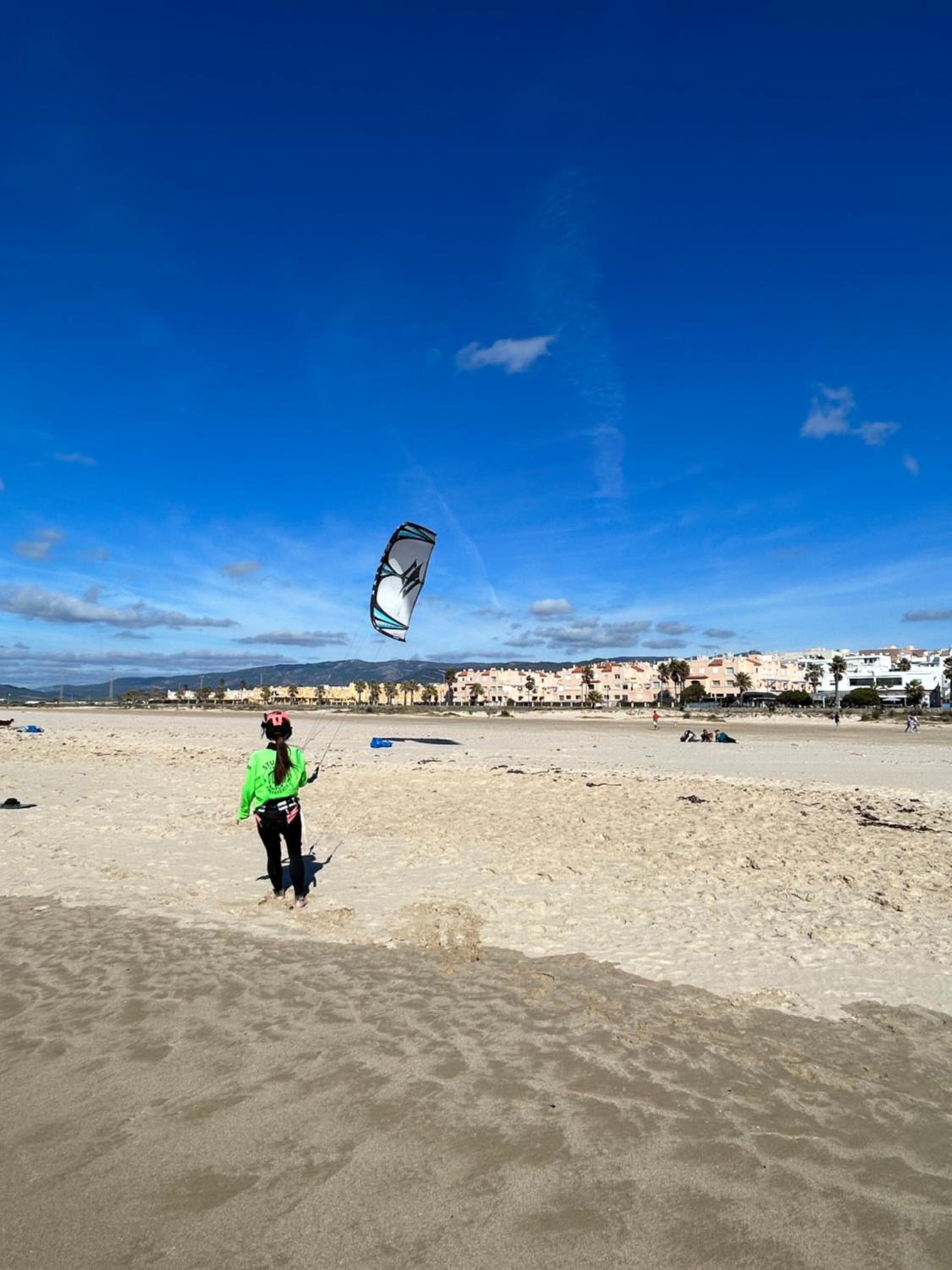 Apartamento Los Lances en Primera línea de playa con piscina
