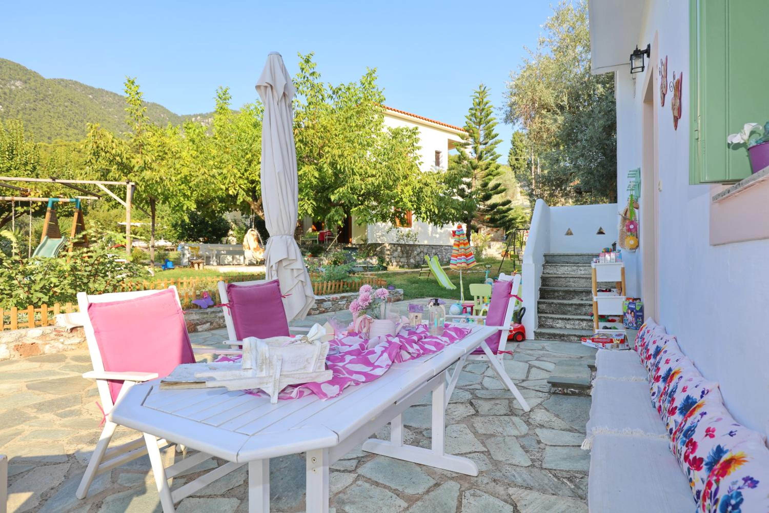 Evaggelia Studios view 3