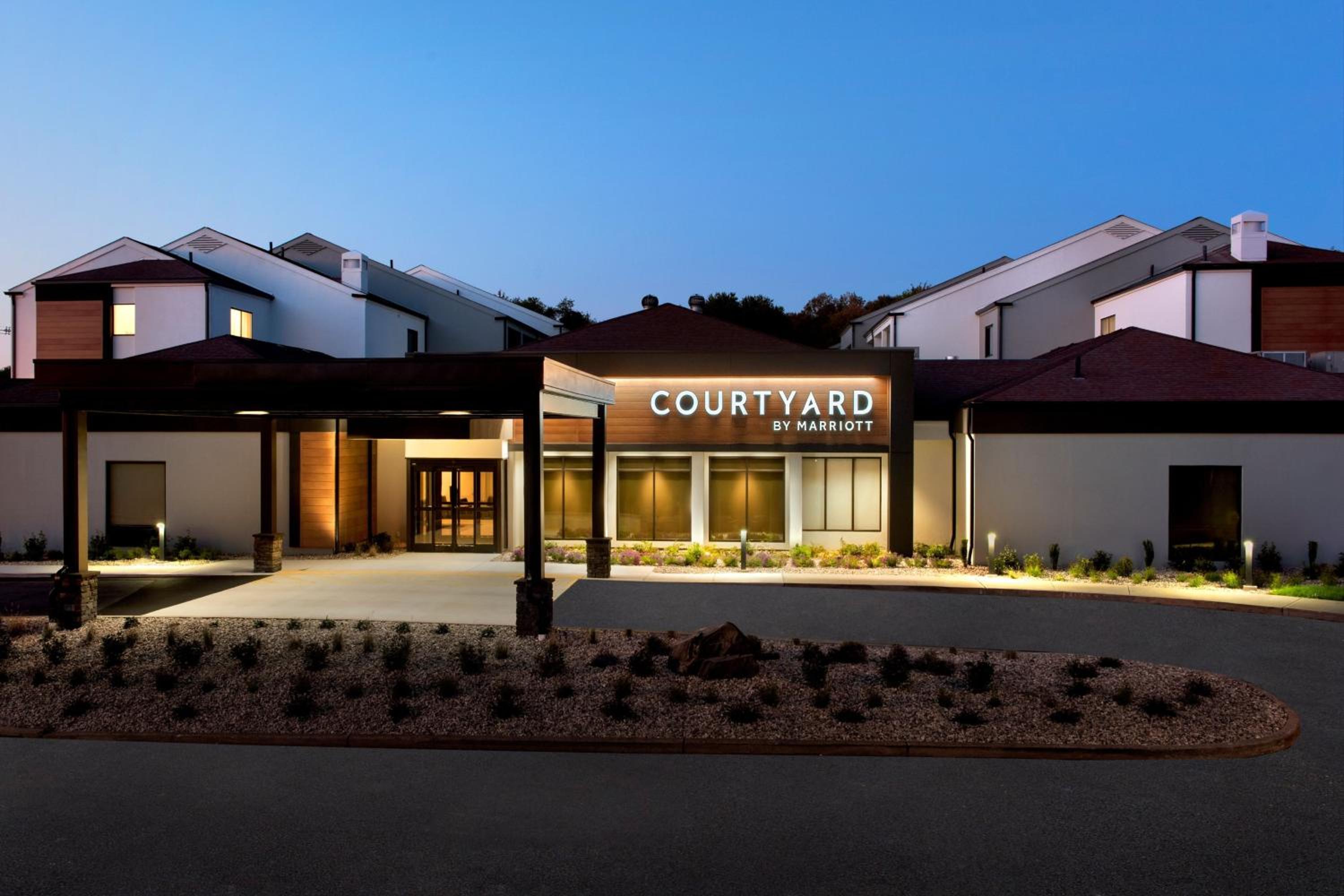 Courtyard by Marriott New Haven Wallingford - Property Image 18