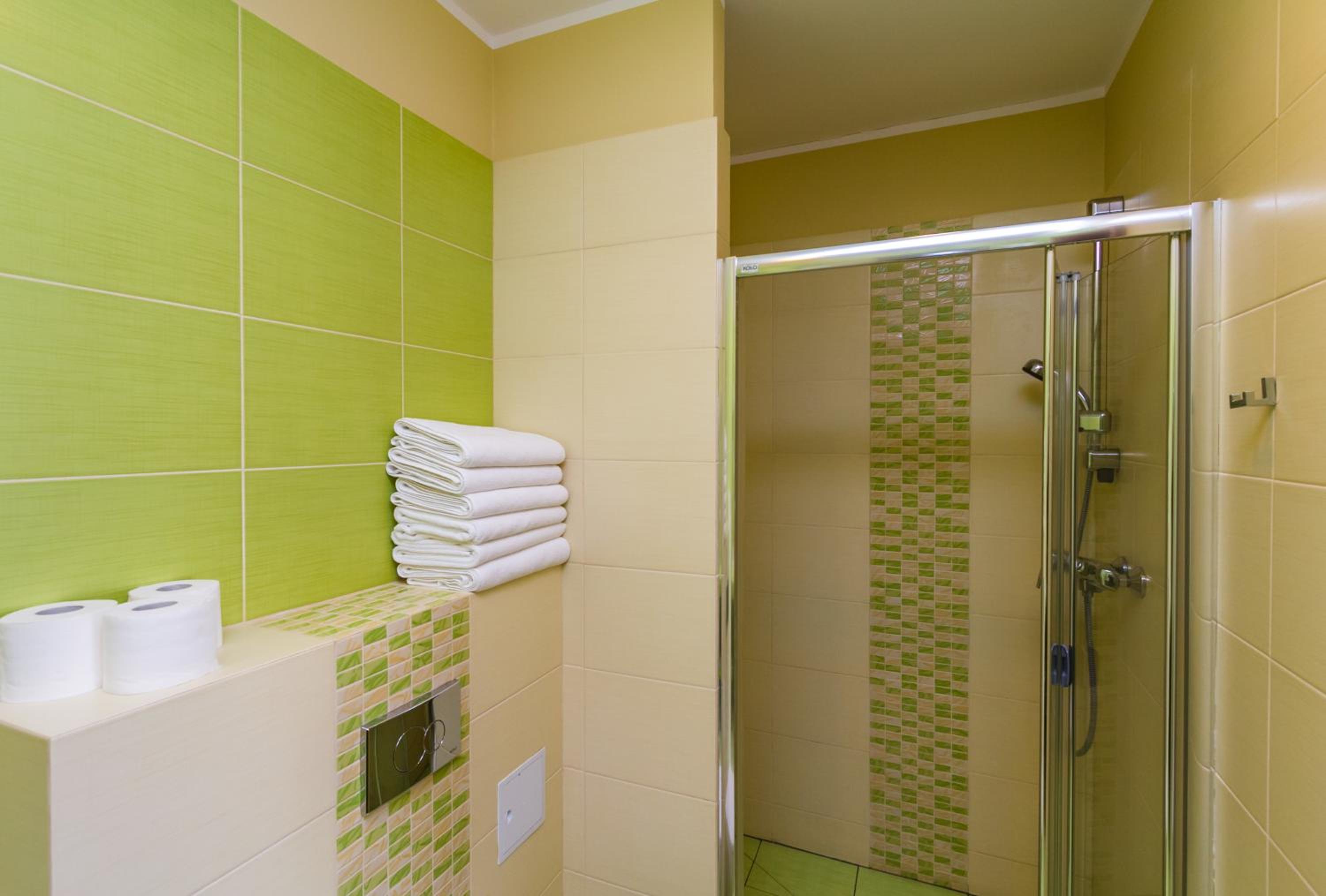 Photo 63